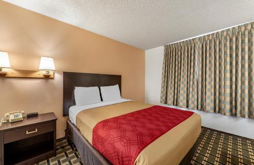 La Junta Hotel | Econo Lodge La Junta