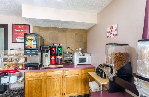 West Lincoln Hotel | Econo Lodge Lincoln
