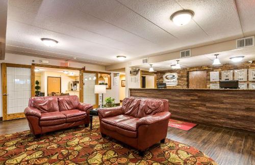 Rochester Cabin | Econo Lodge Mayo Clinic Area