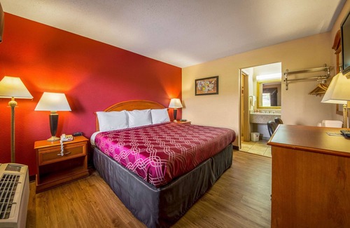 Mount Laurel Hotel | Econo Lodge Mt Laurel