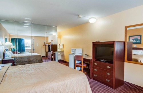 Bluefield Hotel | Econo Lodge Near Bluefield College
