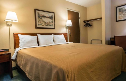 Princeton Hotel | Econo Lodge Princeton