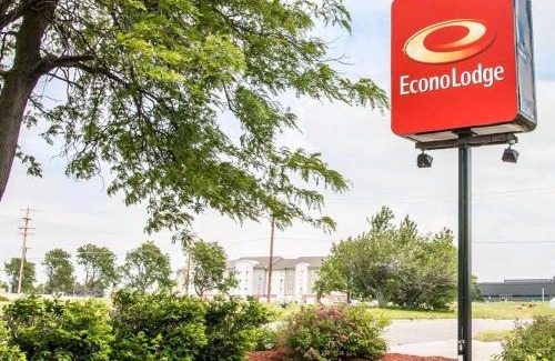 Kalamazoo Cabin | Econo Lodge