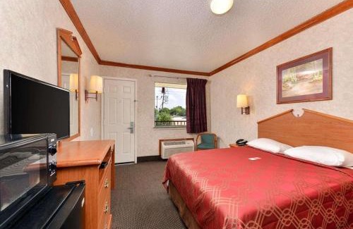 Killeen Cabin | Econo Lodge