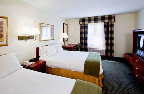 Wesley Chapel Cabin | Econo Lodge