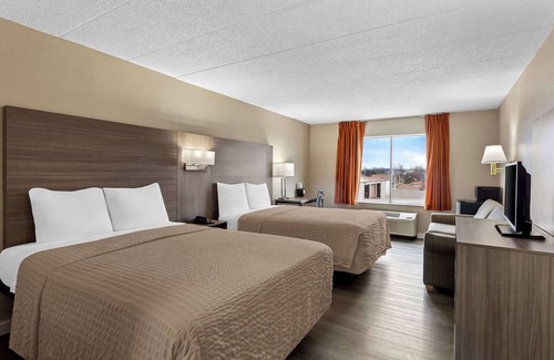 Willowbrook Hotel | Econo Lodge