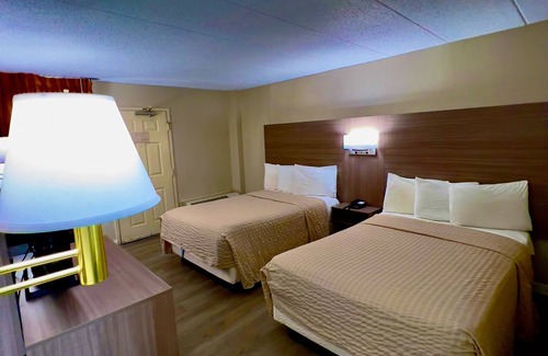 Willowbrook Hotel | Econo Lodge