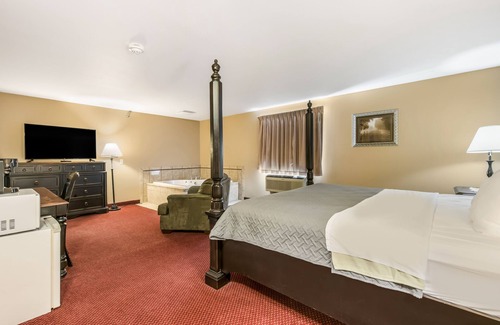 Rice Lake Hotel | EconoLodge by Choice Hotels Rice Lake