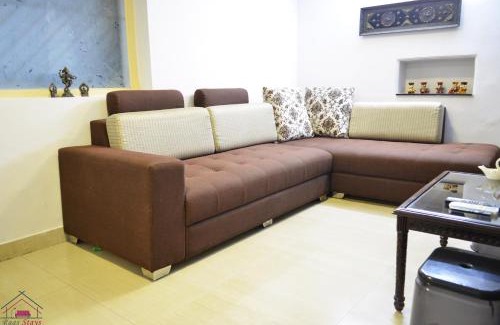 Greater Kailash Apartment | Economical Cozy 1BHK Prime Location South Delhi 1