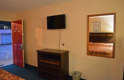 Carthage Hotel | Economy Inn