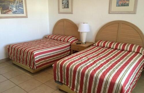 Cypress Gardens Hotel | Economy Suites