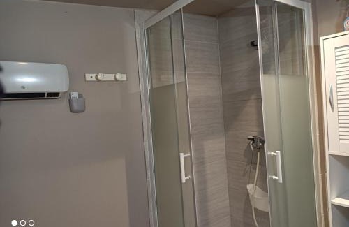Lunel House | Ecoutez les oiseaux