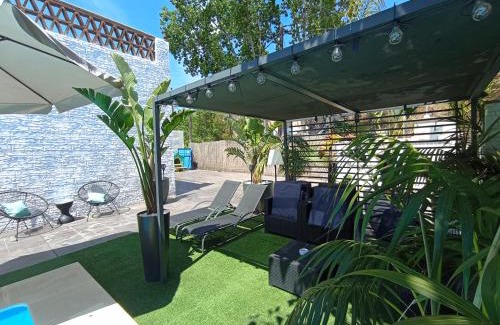 Castelldefels Villa | Edard's Great House