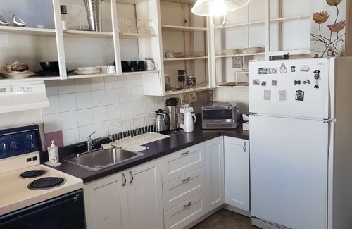 Hull House | Eddy Single Room Self Check-In