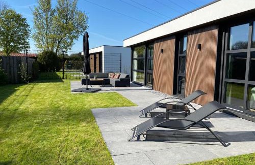 Municipality of Ermelo House | Edelhert, moderne en comfortabele vakantiewoning met hottub!