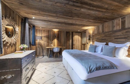 Zweisimmen Nr Gstaad Ski Chalet | Edelweiss Crest Lavish Mountain Escape in Gstaad