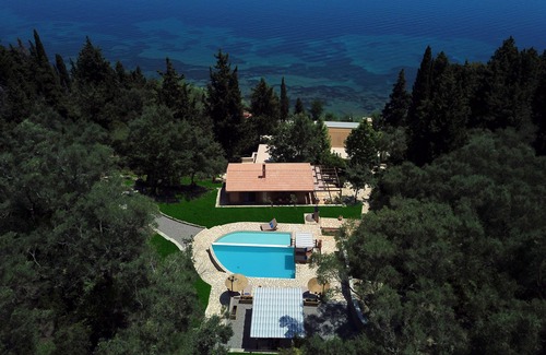 Perama Villa | EDEM Villa, Private Pool and Beach
