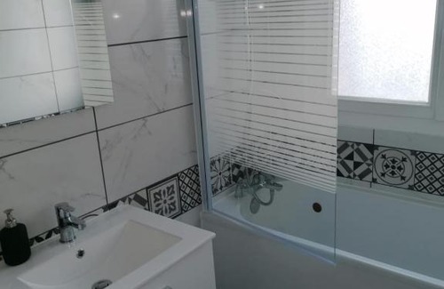 La Gare Apartment | Eden Host