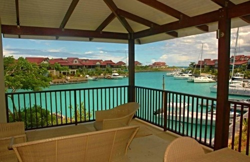 Eden Island Apartment | Eden Island, Beach front, Luxury, 3 Bed Ensuite, WiFi