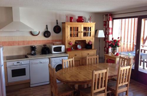 La Joue du Loup Apartment | Eden sur les pistes avec vue panoramique sur la vallée