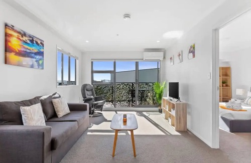 Eden Terrace House | Eden Terrace Two Bedroom Free Parking