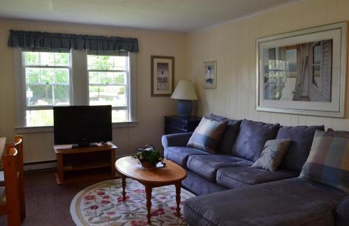 Edgartown Apartment | Edgartown Commons Vacation Apartments