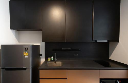 Pattaya Bay Apartment | Edge Central Pattaya - Luxury 1 BR Apartment - 6th Floor #51