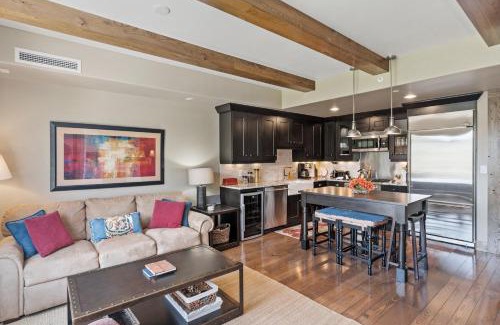 Steamboat Springs Apartment | Edgemont 2504 - Luxury Ski-in Ski-out Condo