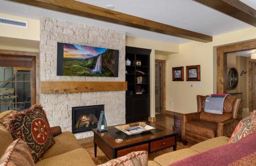 Steamboat Springs Apartment | Edgemont 2603 - Luxury Ski-in Ski-out Condo