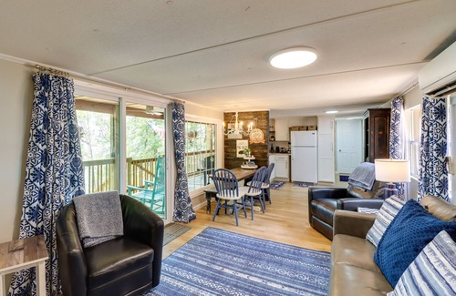 Edgemont House | Edgemont Waterfront Cabin Rental w/Beach Access!