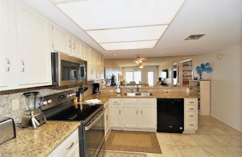 South Padre Island Apartment | Edgewater Condo Unit #304