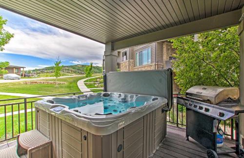 Ogden House | Edgewater Townhome about 7 Mi to Snowbasin Resort