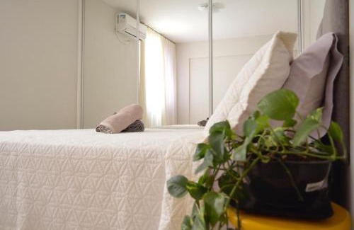 Setor Bueno Apartment | Edificio Casablanca, near T-63 Avenue, Shopping, Drugstore, Hospitals
