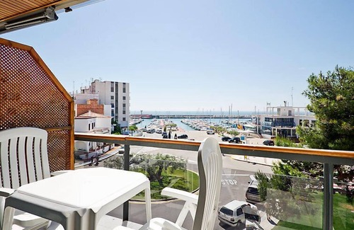 L'Ampolla Apartment | Edificio Nautic by Interhome