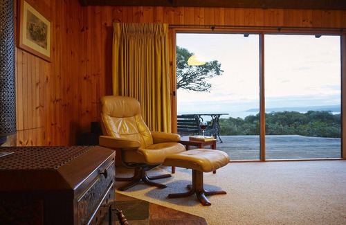 Fairhaven House | Edith's House - With A Separate Teenage Retreat & Ocean Views