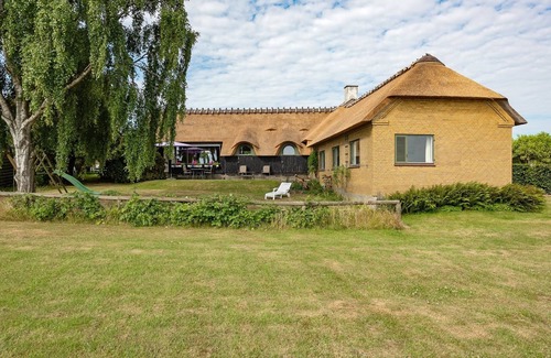Asserballeskov House | "Edithe" - 250m from the sea by Interhome
