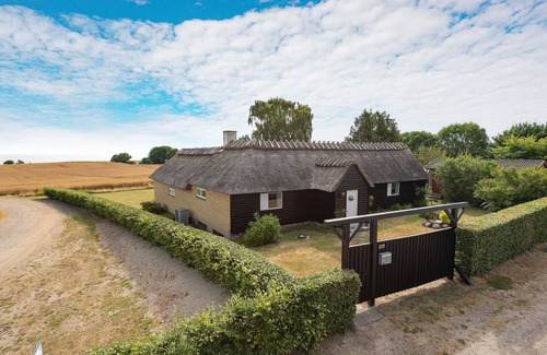 Asserballeskov House | "Edithe" - 250m from the sea by Interhome