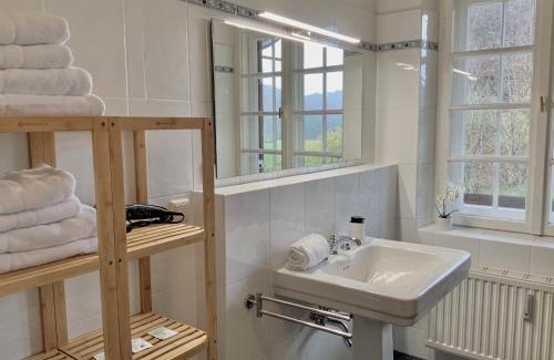 Bayrischzell Apartment | Edle Altbauwohnung trifft oberbayrisches Bergidyll