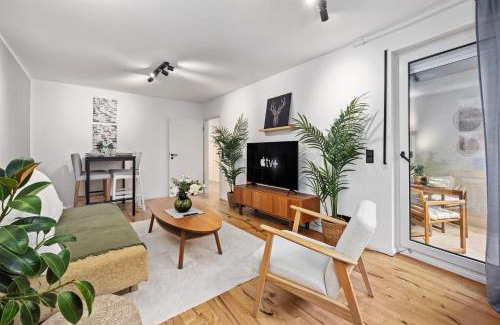 Schloßchemnitz Apartment | EDLER WOHNRAUM Elegantes Apartment mit Balkon, Boxspringbett, Kaffeevollautomat, Lift & Parkplatz
