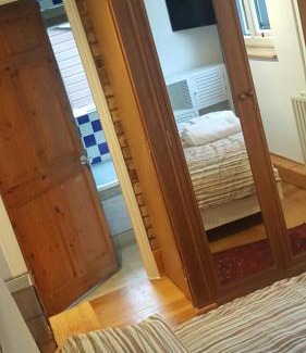 Southgate Green Apartment | Edwardian Apartment Garden Flat