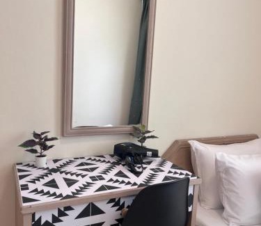 Batu Ferringhi Apartment | EE's Summer House - Homestay 3 min walk to beach