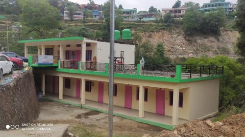 Narainkoti Hotel | Eevanto phata