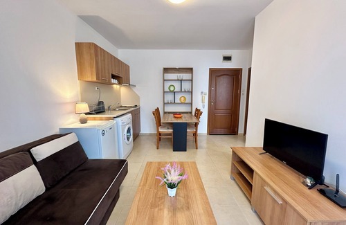 Chaika Apartment | Efir 2 - Menada Apartments