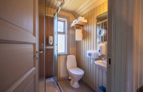 Kirkjubaejarklaustur Hotel | Efri-Vík Bungalows