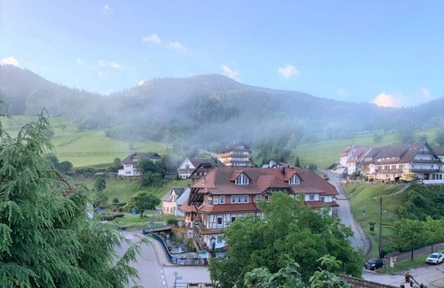 Bad Peterstal-Griesbach Apartment | Ehrenmättlehof: Ferienwohnung E05, 85qm, 2 Schlafzimmer, max. 6 Personen