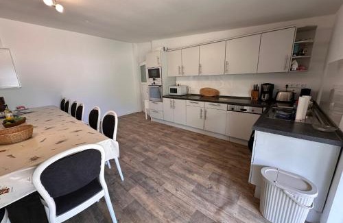 Warnow House | Eickhof Ferienzimmer No1 mit Parkplatz - Ferienhof Günter -