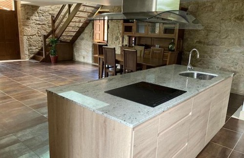 Ponteareas House | Eido do Rei - Hospedaxe rural