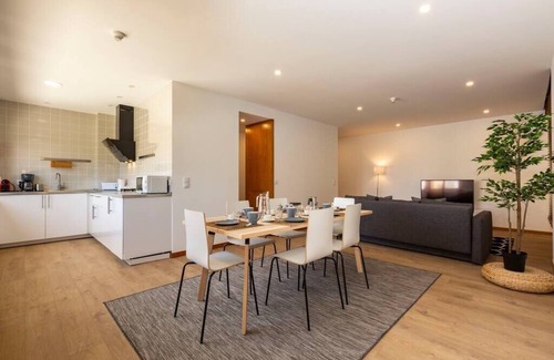 Cedofeita Apartment | EIFFEL PORTO - Charming Apartment close to Boavista