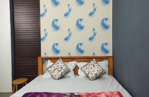 Bomdila House | Eight Lucky Homestay