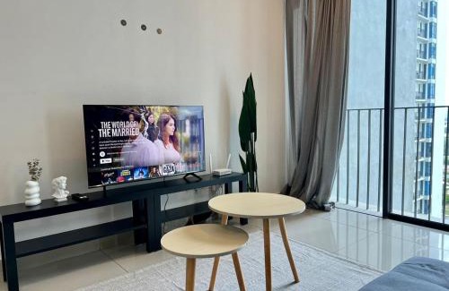 Shah Alam Apartment | Eighteen Suite at Trefoil Setia Alam